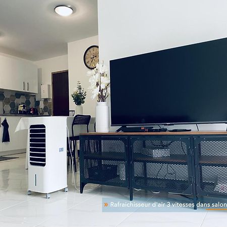 Appartement Parisien Neuf, Moderne Avec Une Grande Salon, 2 Chambres, 4 Lits, Parking Gratuit, 15Min De Paris Et 13 Min Aeroport Orly Vitry-sur-Seine Exterior photo